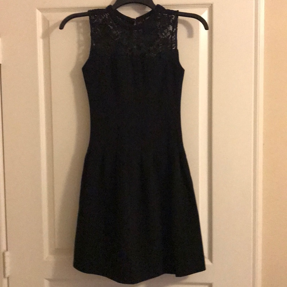 Women’s H&M dress